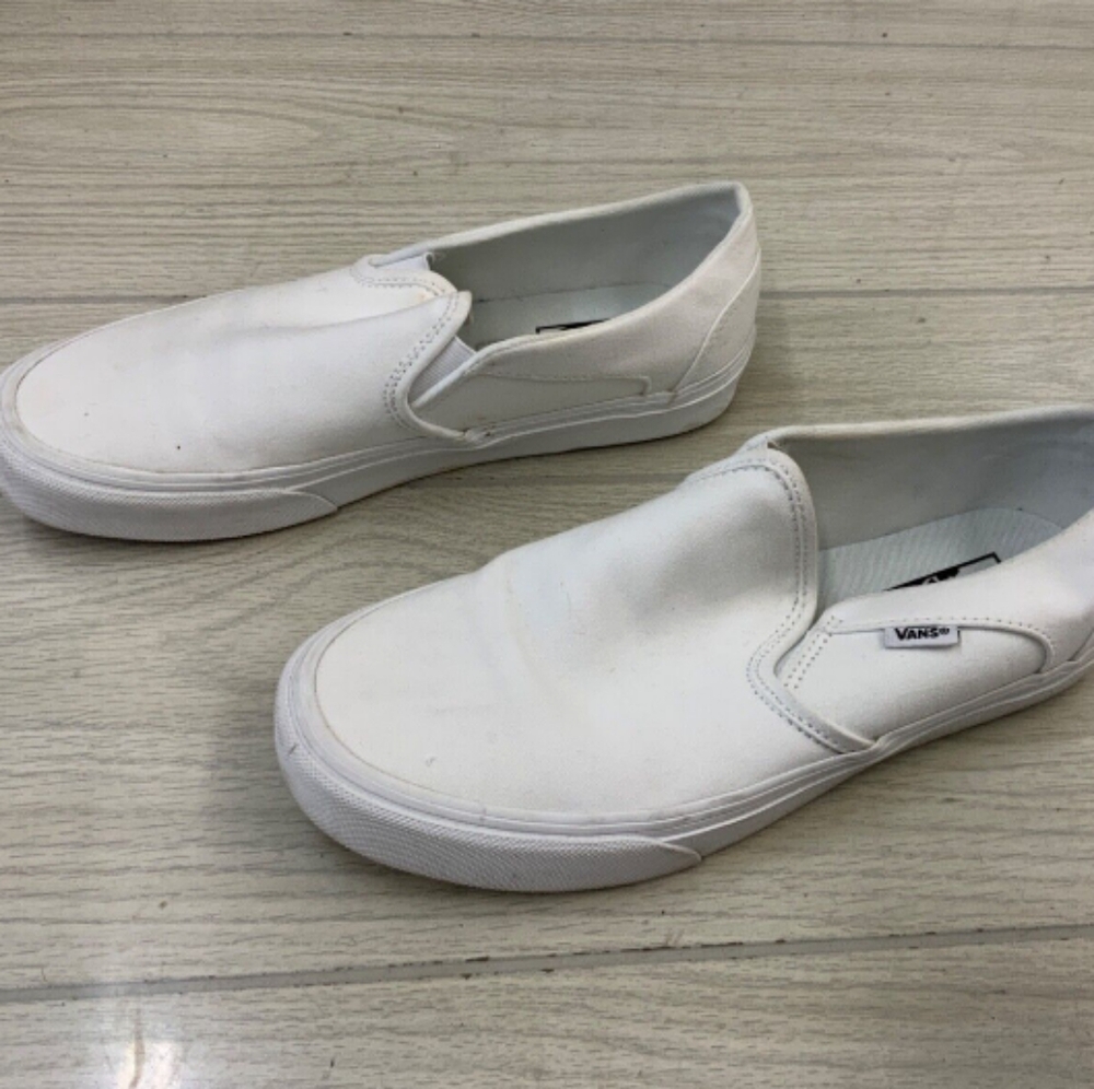 Vans Asher slip ons